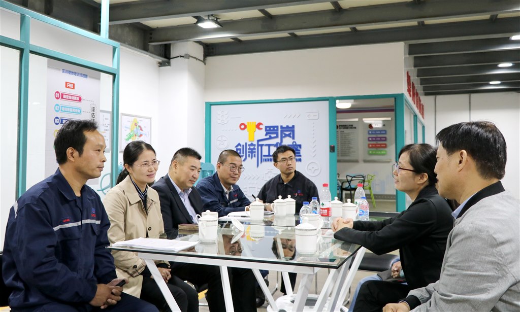 IMG_4361-1.JPG IMG_4361-1.JPG