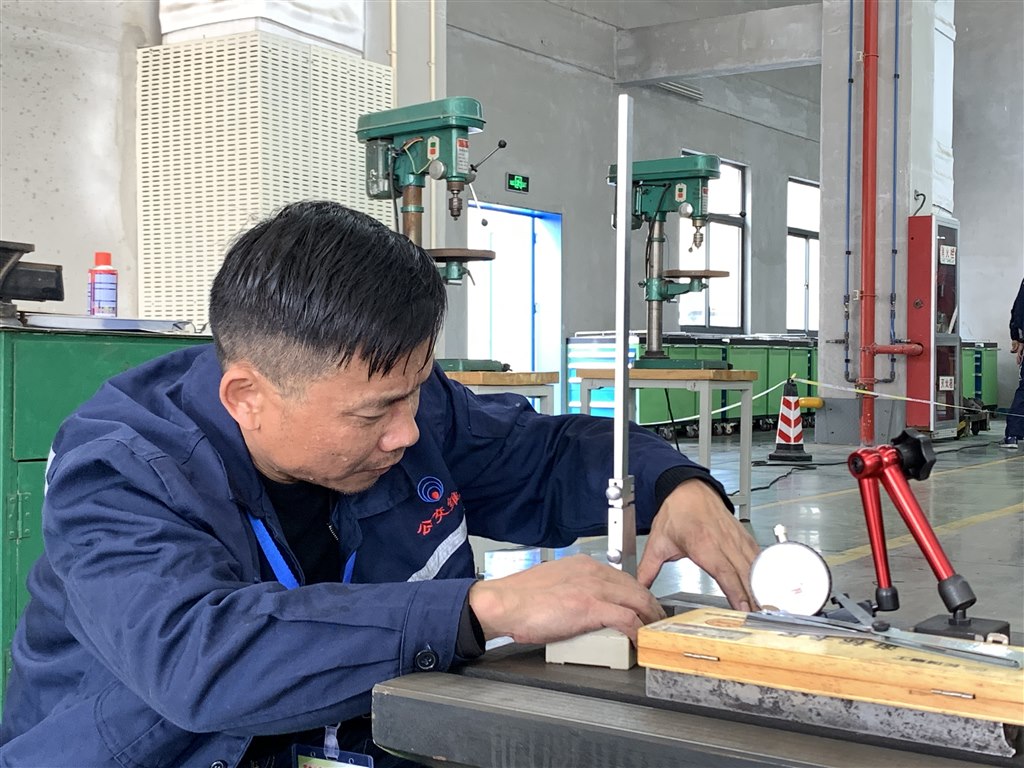 常州公交举办“北汽杯”公交新能源汽车维修技能大赛2 (1).jpg 常州公交举办“北汽杯”公交新能源汽车维修技能大赛2 (1).jpg