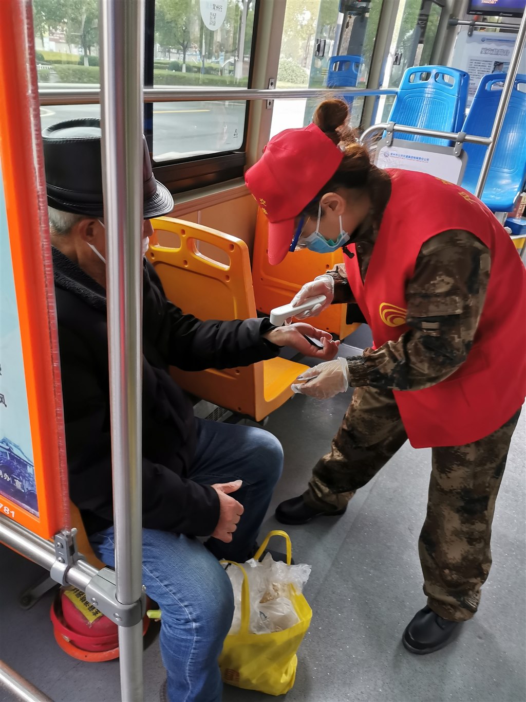 吴刚摄.jpg 吴刚摄.jpg