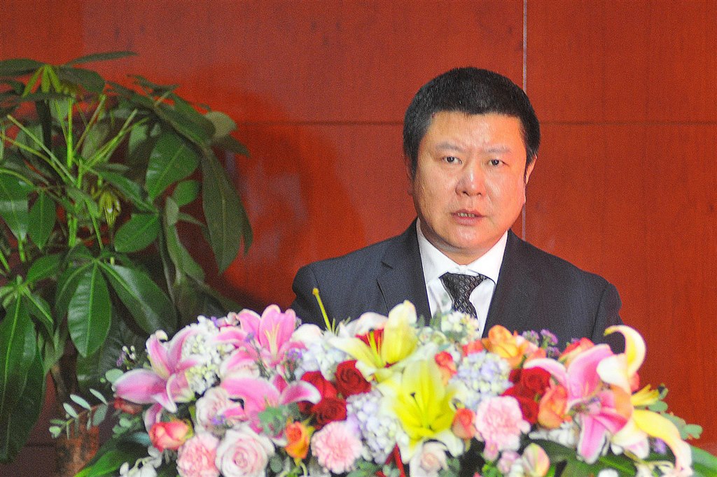 吴强.jpg 吴强.jpg