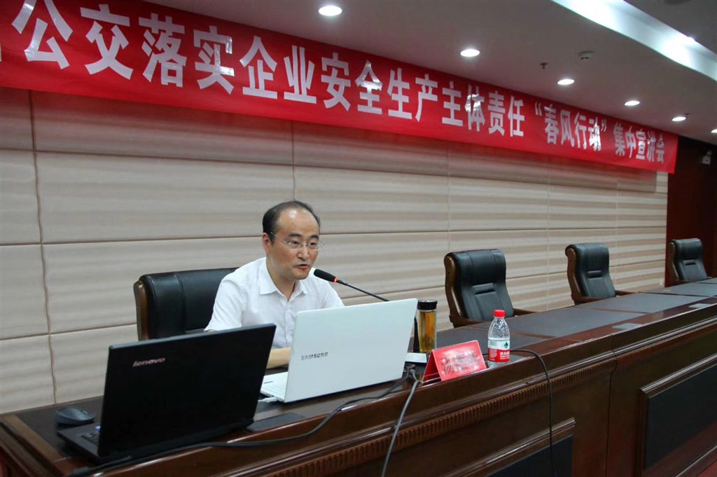 webwxgetmsgimg.jpg webwxgetmsgimg.jpg