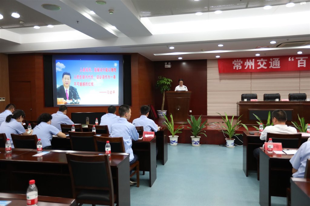 8cf1c2bf174124a48291e35570b4724.jpg 8cf1c2bf174124a48291e35570b4724.jpg