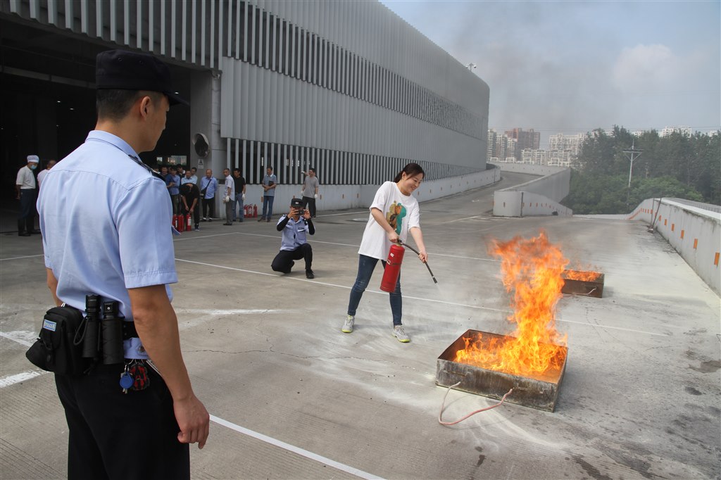 c114b00ea4150942715bc2cbdfce4b2.jpg c114b00ea4150942715bc2cbdfce4b2.jpg