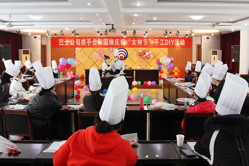 手工DIY活动 001_副本.jpg 手工DIY活动 001_副本.jpg