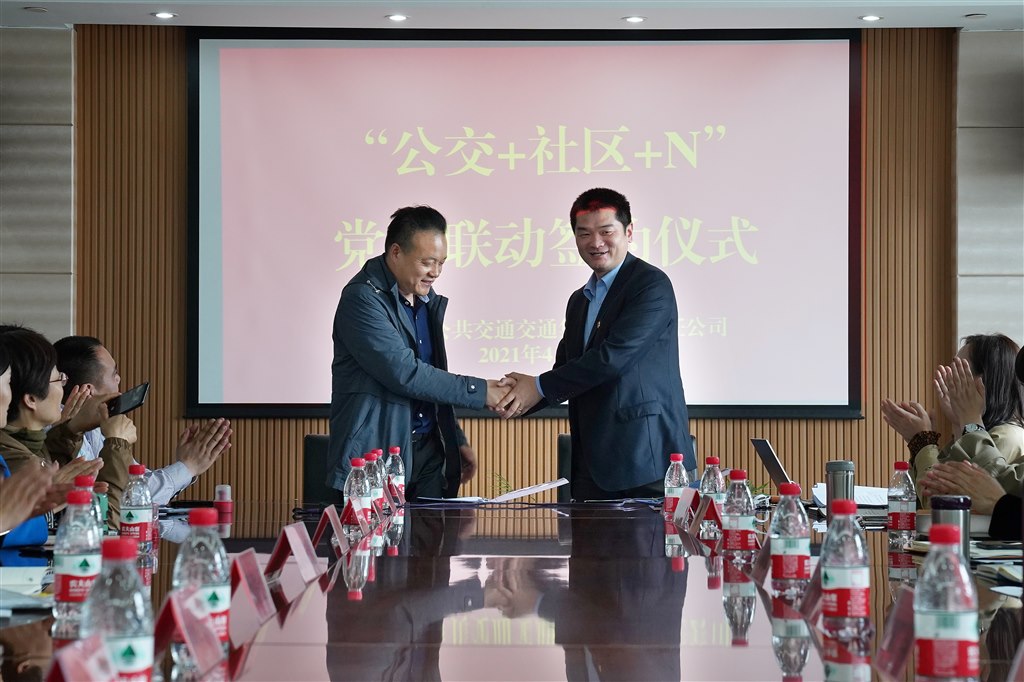 DSC02202-1.jpg DSC02202-1.jpg