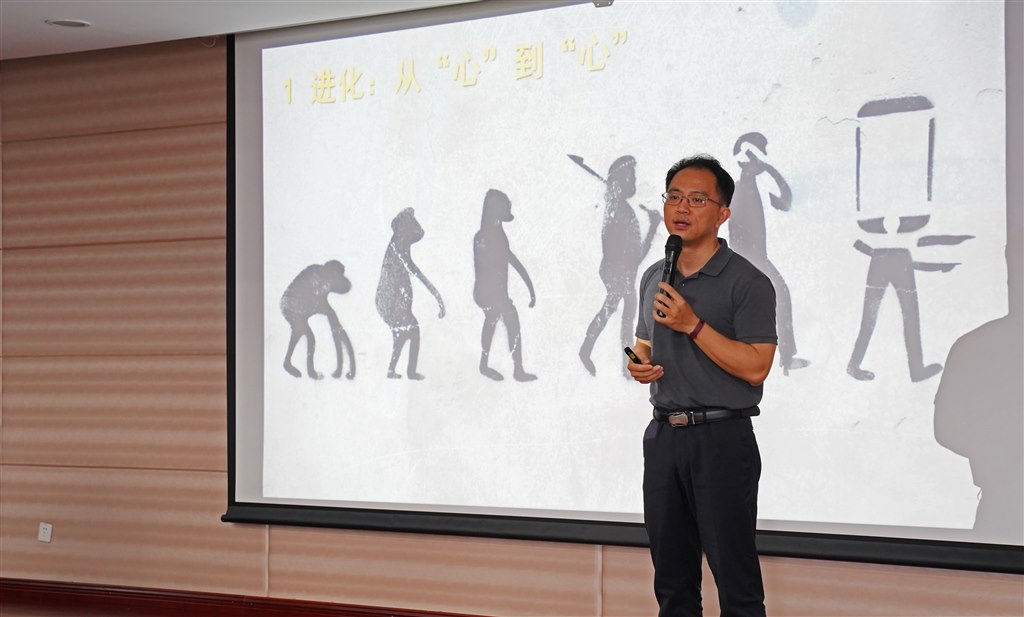 DSC02328-0.jpg DSC02328-0.jpg