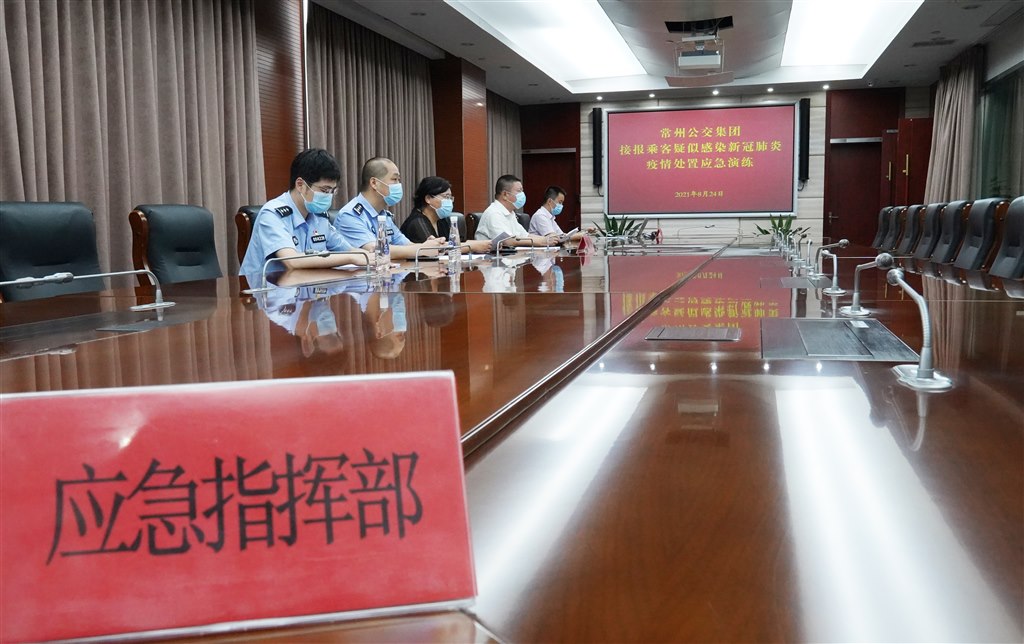 DSC04143-0.jpg DSC04143-0.jpg