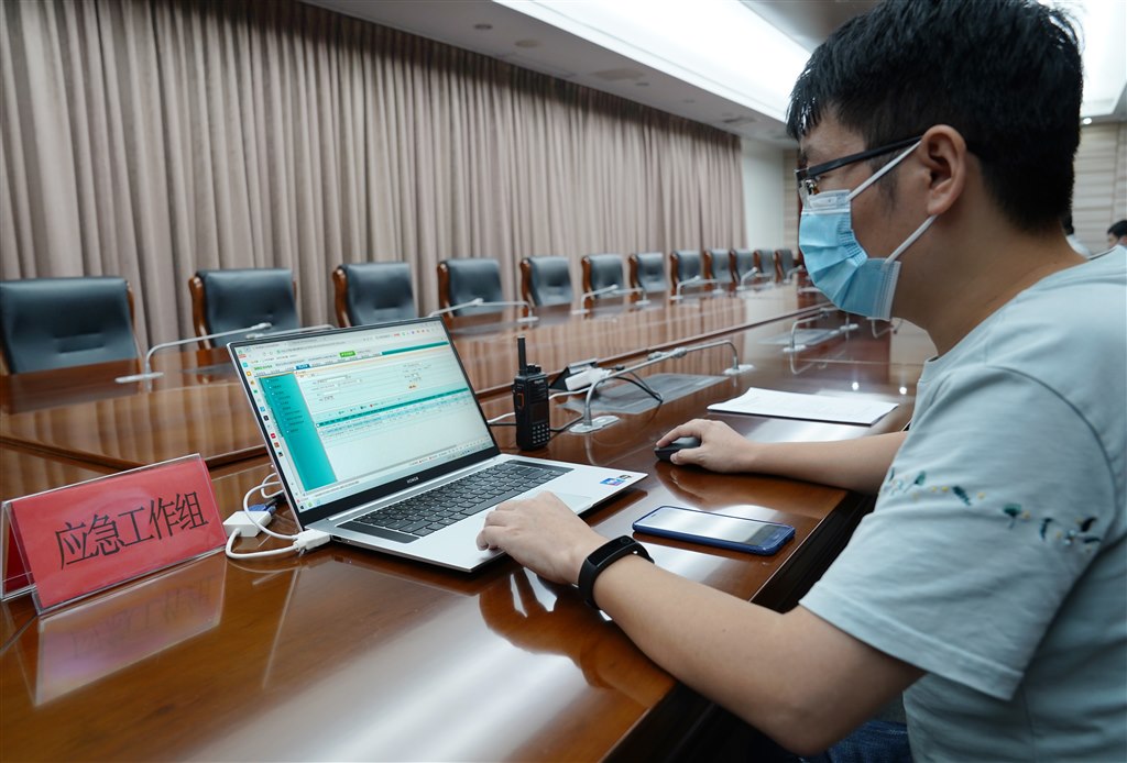 DSC04189-0.jpg DSC04189-0.jpg