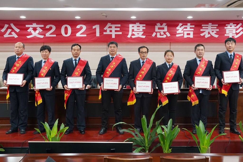 DSC01571-0.jpg DSC01571-0.jpg