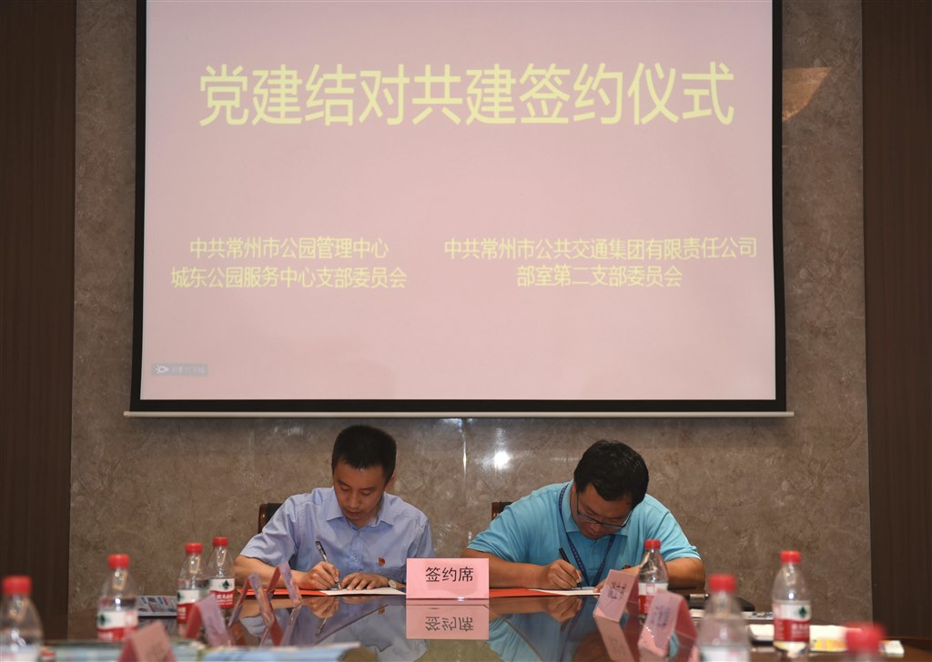 DSC_8242.JPG DSC_8242.JPG